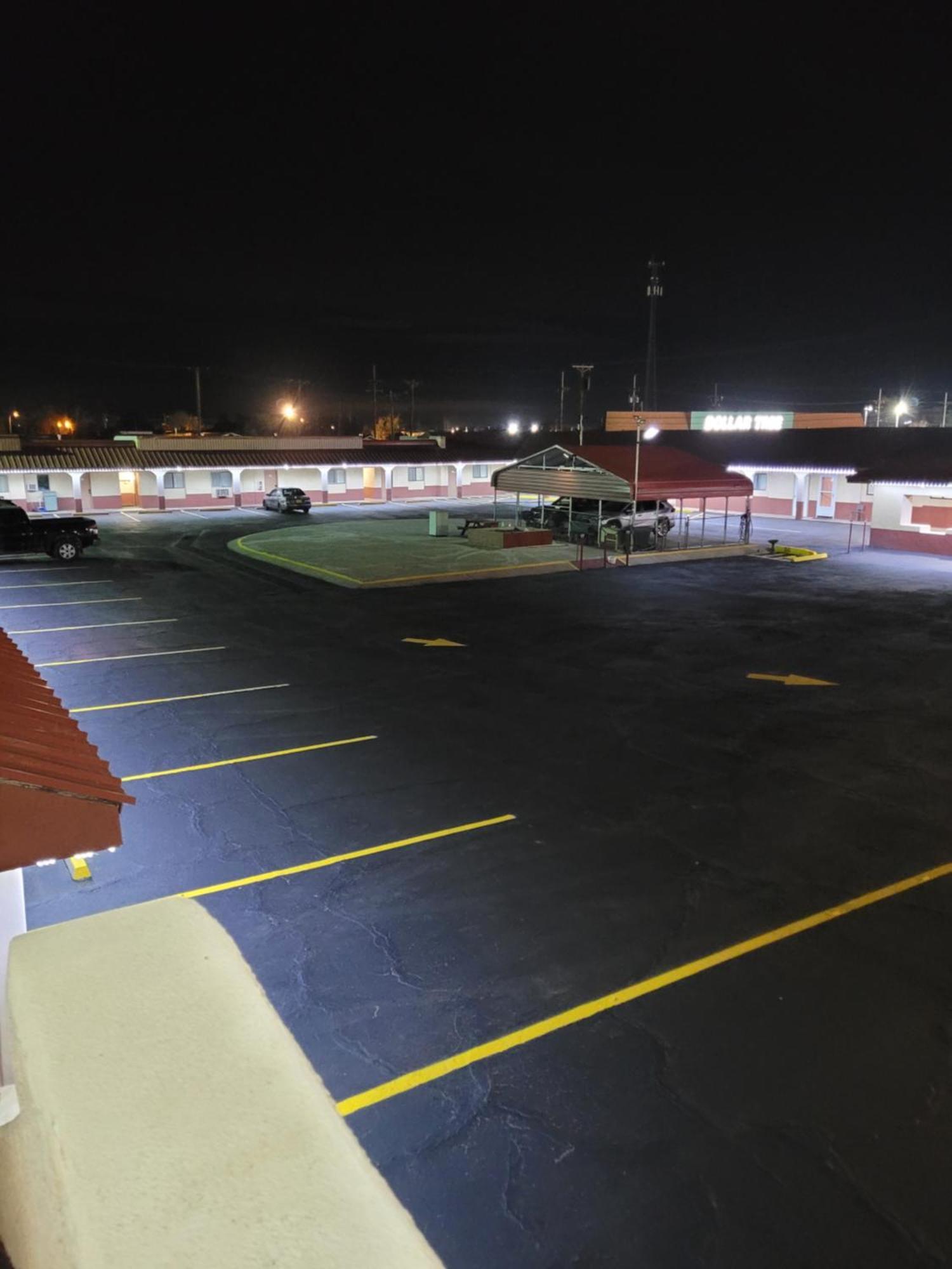 Sands Motel Portales Luaran gambar